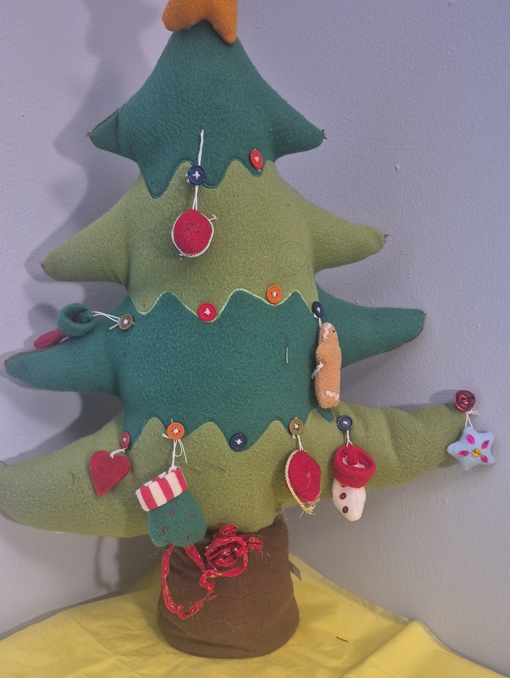 Felt Holiday Tabletop Tree with Hanging Ornaments - Green